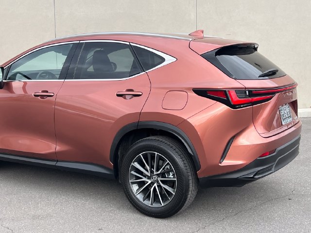 Used 2025 Lexus NX 350h AWD w/ Accessory Package (2T) image 7