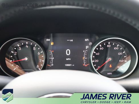 Used 2019 Jeep Compass Latitude FWD image 38