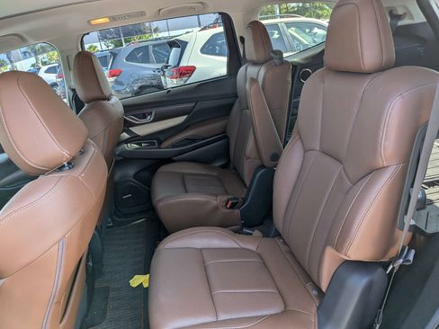 Used 2022 Subaru Ascent Touring AWD/4WD image 14