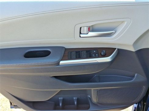 Certified 2024 Toyota Sienna XLE image 13