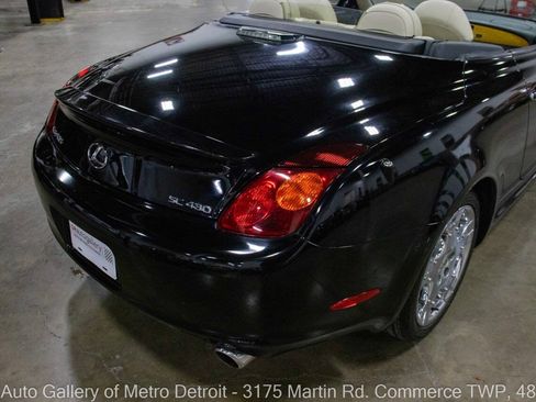 Used 2004 Lexus SC 430 Convertible RWD image 16