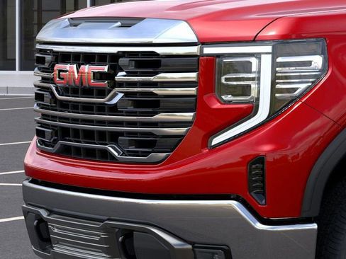 New 2026 GMC Sierra 1500 SLT image 13