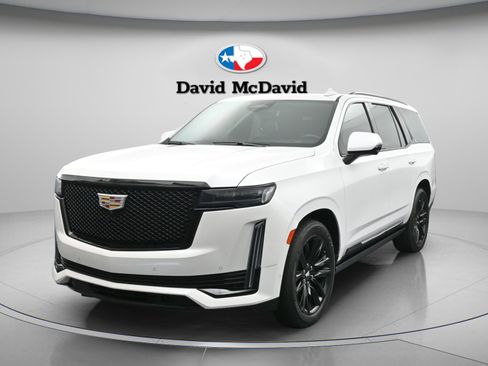Used 2023 Cadillac Escalade Sport Platinum AWD/4WD image 4