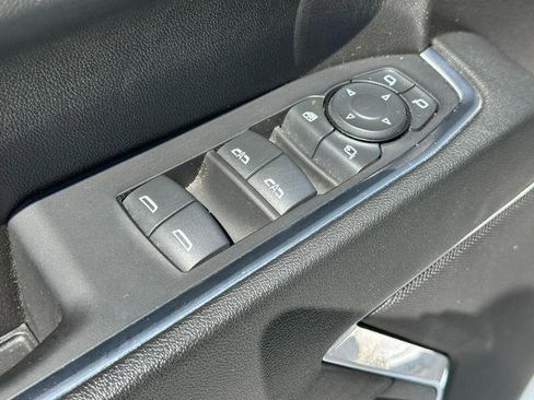 Used 2024 GMC Sierra 1500 SLT AWD/4WD image 16