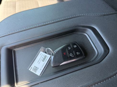 Used 2022 GMC Sierra 1500 Elevation w/ Preferred Package AWD/4WD image 27