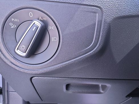 Used 2021 Volkswagen Atlas SEL image 31