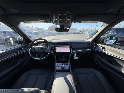 New 2026 Jeep Grand Cherokee Limited w/ Limited Altitude Package image 10