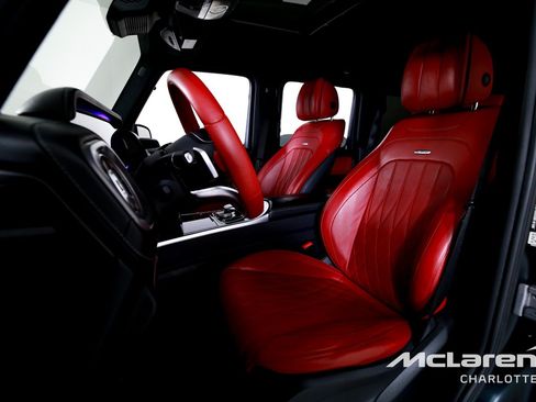 Used 2022 Mercedes-Benz G 550 image 11