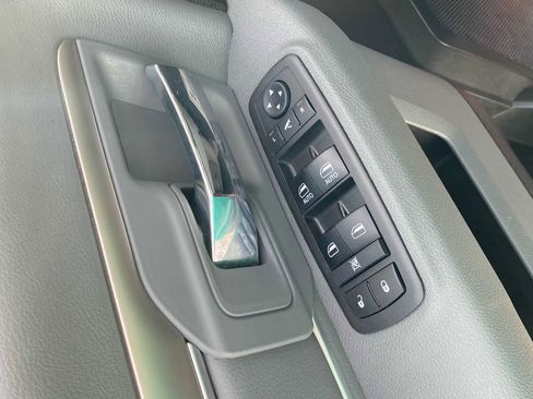 Used 2019 RAM 1500 Big Horn image 23