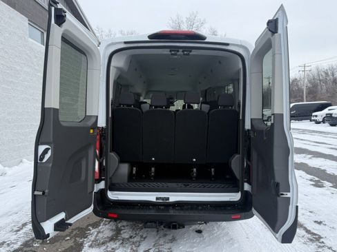 Used 2024 Ford Transit 350 XL RWD image 5