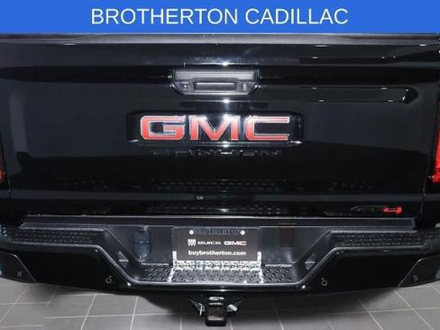 Used 2024 GMC Canyon AT4 w/ Technology Package AWD/4WD image 16