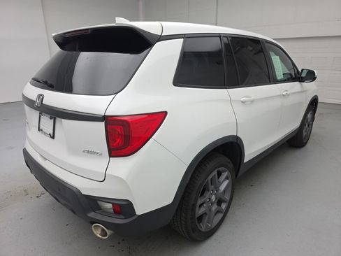 Used 2023 Honda Passport EX-L image 11