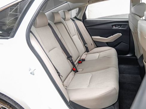 Used 2024 Honda Accord EX image 37
