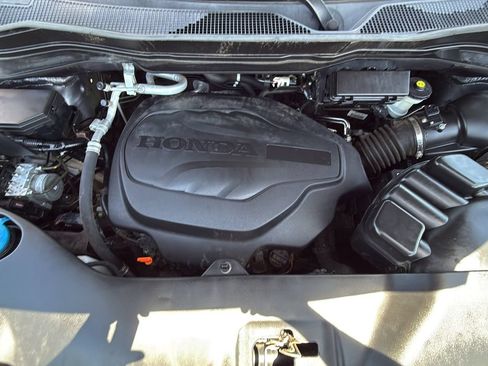 Used 2021 Honda Pilot Touring image 21