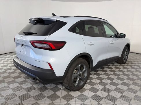 Used 2025 Ford Escape ST-Line Select AWD/4WD image 7