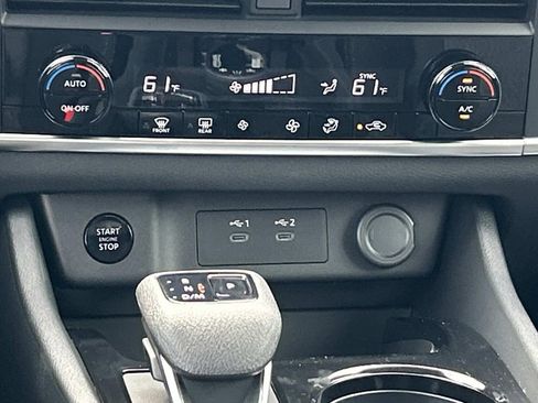 New 2026 Nissan Rogue SV AWD/4WD image 25