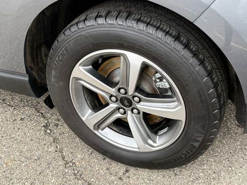 Certified 2024 Ford Edge SEL w/ Convenience Package AWD/4WD image 5