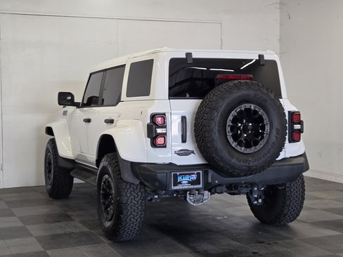 Certified 2025 Ford Bronco Raptor w/ Interior Carbon Fiber Pack AWD/4WD image 5