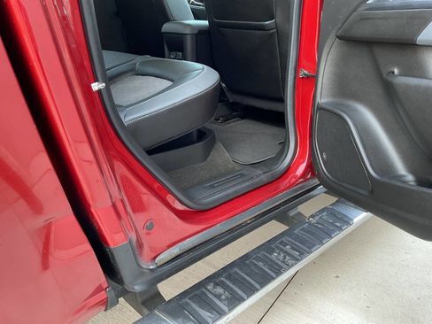 Used 2015 Chevrolet Colorado Z71 image 37