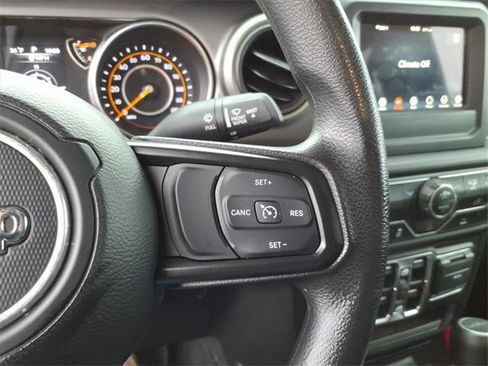 Used 2022 Jeep Gladiator Sport image 19