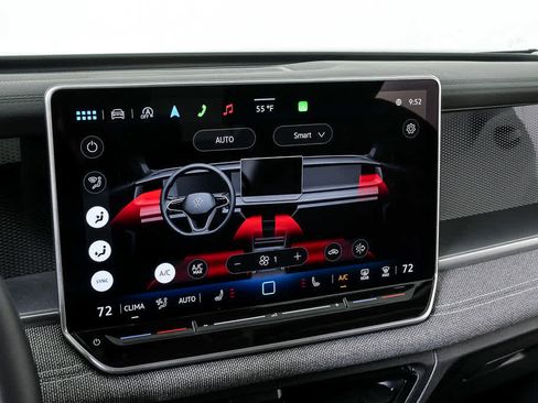 Certified 2025 Volkswagen Tiguan S w/ 18" Wheel Package image 15