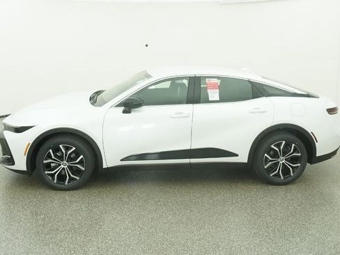 New 2026 Toyota Crown XLE image 3