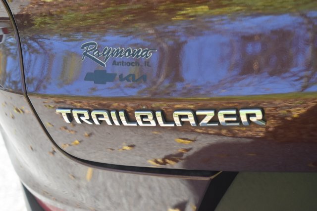 Used 2023 Chevrolet TrailBlazer LT w/ Convenience Package FWD image 13