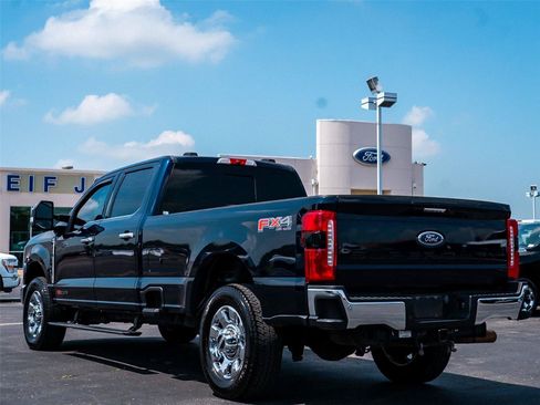 Used 2023 Ford F250 Lariat w/ Lariat Ultimate Package AWD/4WD image 5
