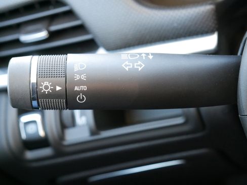 Used 2019 Cadillac XTS Luxury image 23