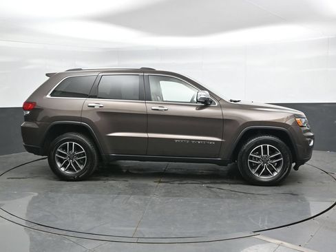 Used 2020 Jeep Grand Cherokee Limited AWD/4WD image 3