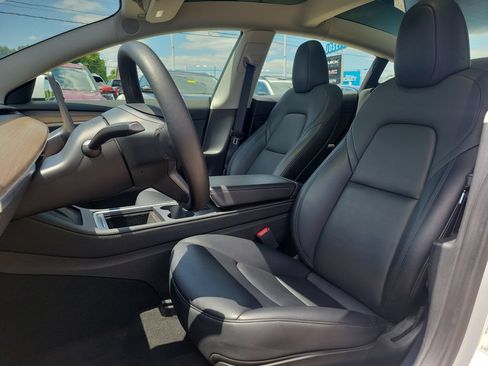 Used 2023 Tesla Model 3 Standard Range RWD image 14
