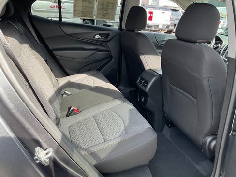 Used 2022 Chevrolet Equinox LT image 19