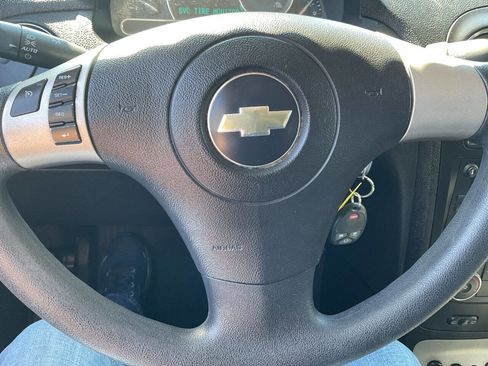 Used 2008 Chevrolet HHR LT image 20