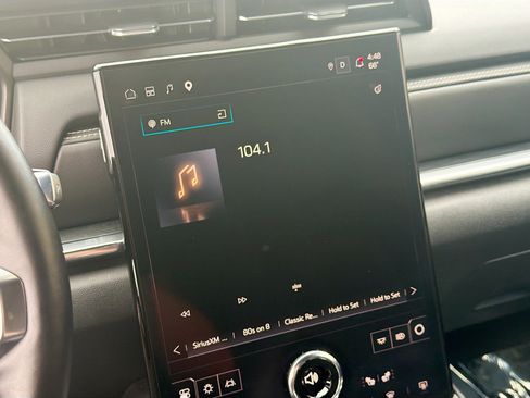 Used 2025 GMC Terrain Elevation AWD/4WD image 21