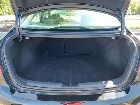 Used 2019 Hyundai Elantra SE w/ Cargo Package FWD image 9