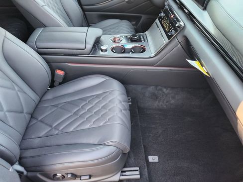 Used 2026 Genesis GV80 3.5T Prestige image 12