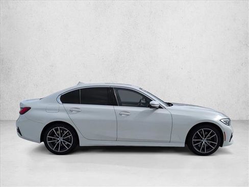 Used 2019 BMW 330i Sedan w/ Driving Assistance Package RWD image 4