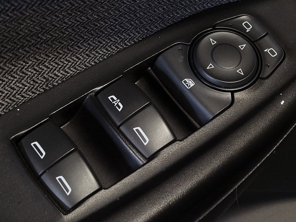 Used 2021 Chevrolet TrailBlazer LT w/ Convenience Package FWD image 27