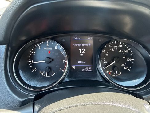 Used 2019 Nissan Rogue Sport SV w/ All-Weather Package AWD/4WD image 18