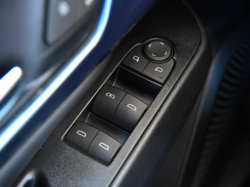 Used 2024 Chevrolet Equinox EV LT FWD image 41