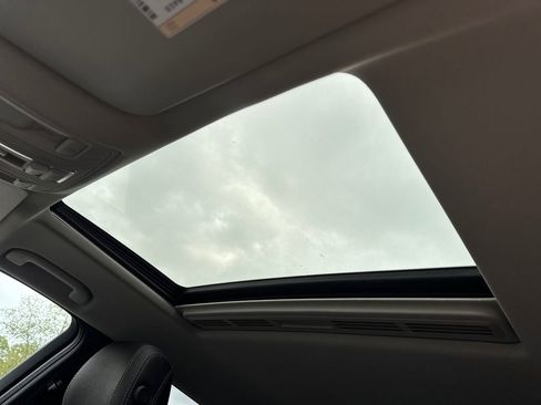 Used 2014 Mercedes-Benz GL 450 4MATIC image 32