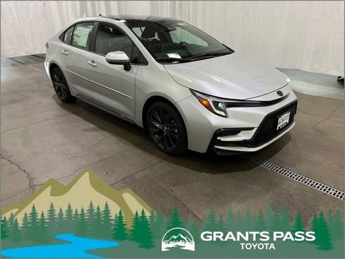 New 2026 Toyota Corolla SE w/ SE Package FWD image 1