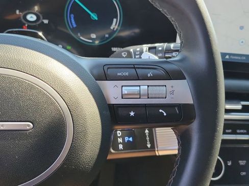 Certified 2025 Hyundai Tucson SEL image 6