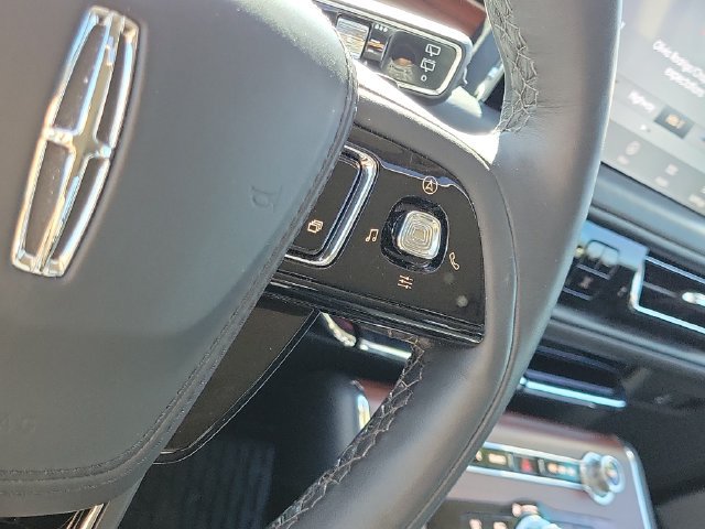 Used 2023 Lincoln Aviator Reserve w/ Equipment Group 201A AWD/4WD image 13