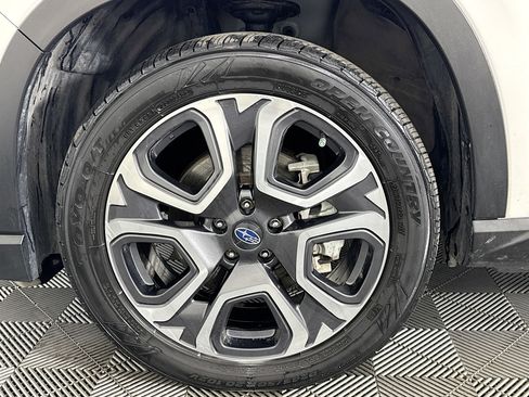 Used 2024 Subaru Ascent Limited w/ Technology Package image 37