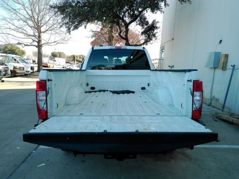 Used 2020 Ford F250 XL w/ Power Equipment Group image 6