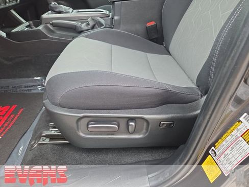 Used 2023 Toyota Tacoma TRD Off-Road image 23