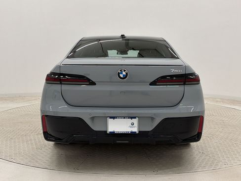 New 2026 BMW 740i w/ Premium Package RWD image 10