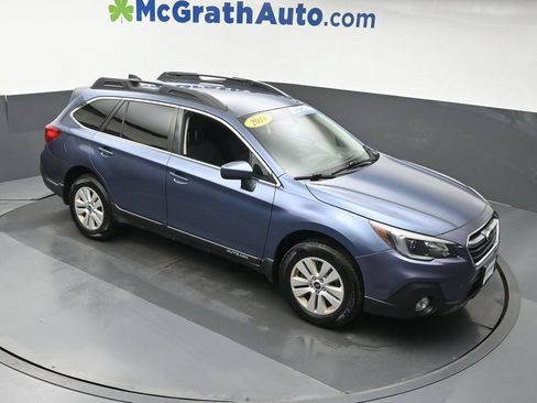 Used 2018 Subaru Outback 2.5i Premium AWD/4WD image 3