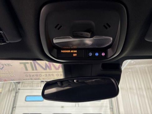 Used 2025 Buick Envista Avenir image 20